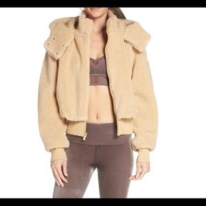 Alo Foxy Sherpa Jacket lightly used